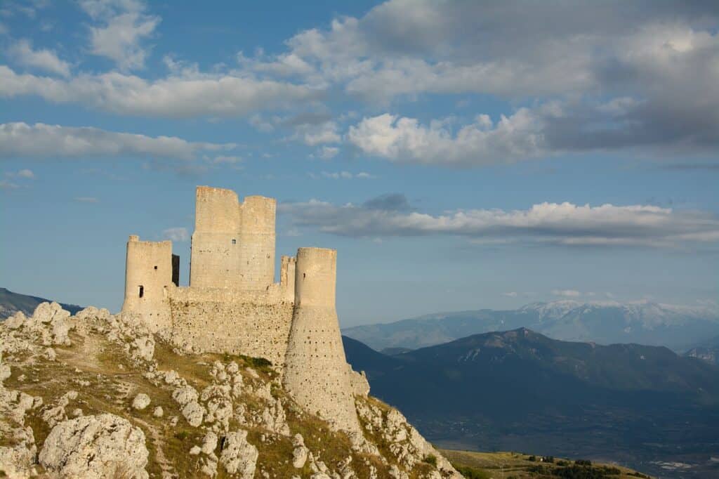 Discover Abruzzo, Italy. Rocca Calascio